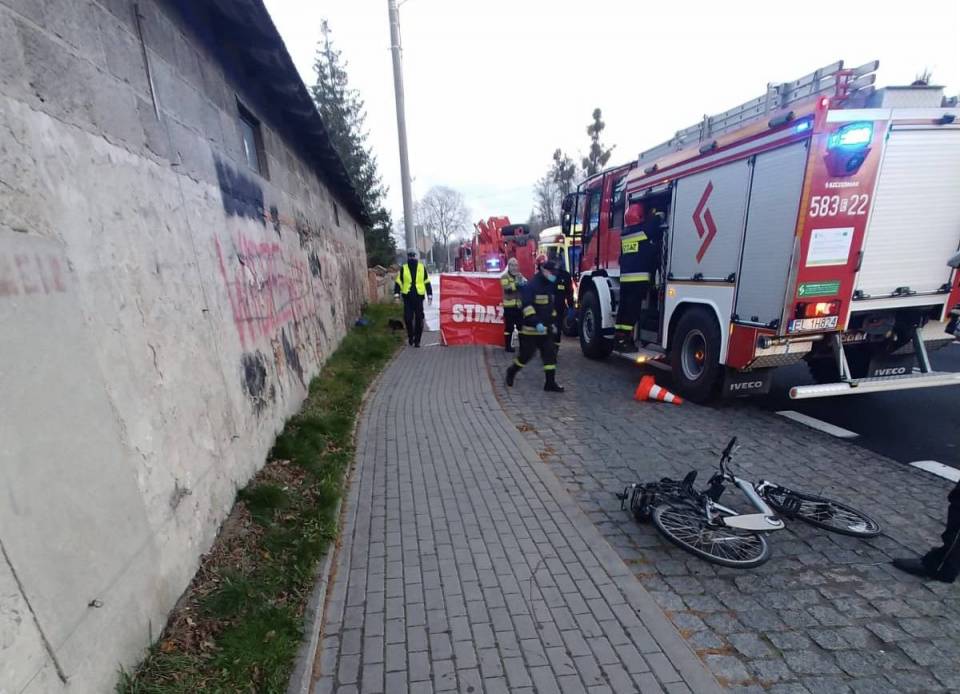 Tragedia w Niesułkowie, nie żyje rowerzysta. Sprawca odjechał z miejsca wypadku, policja szuka świadków