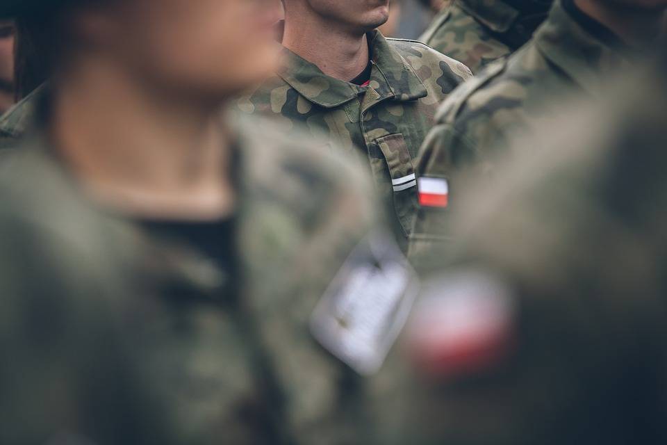 wojsko-mundur_fot-pixabay