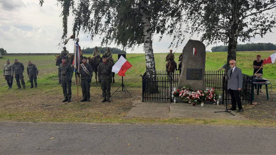 Mieszkańcy gminy Głowno upamiętnili rocznicę śmierć ppłk Tadeusza Mike