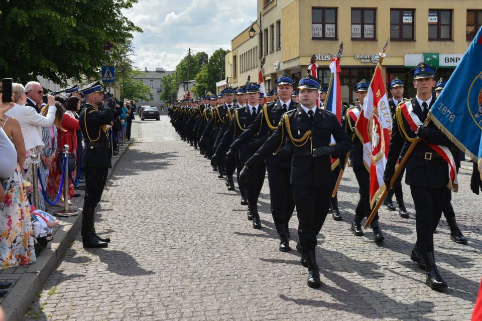 Msza Święta, uroczysty apel i piknik. W Łęczycy odbyły się Wojewódzkie Obchody Dnia Strażaka